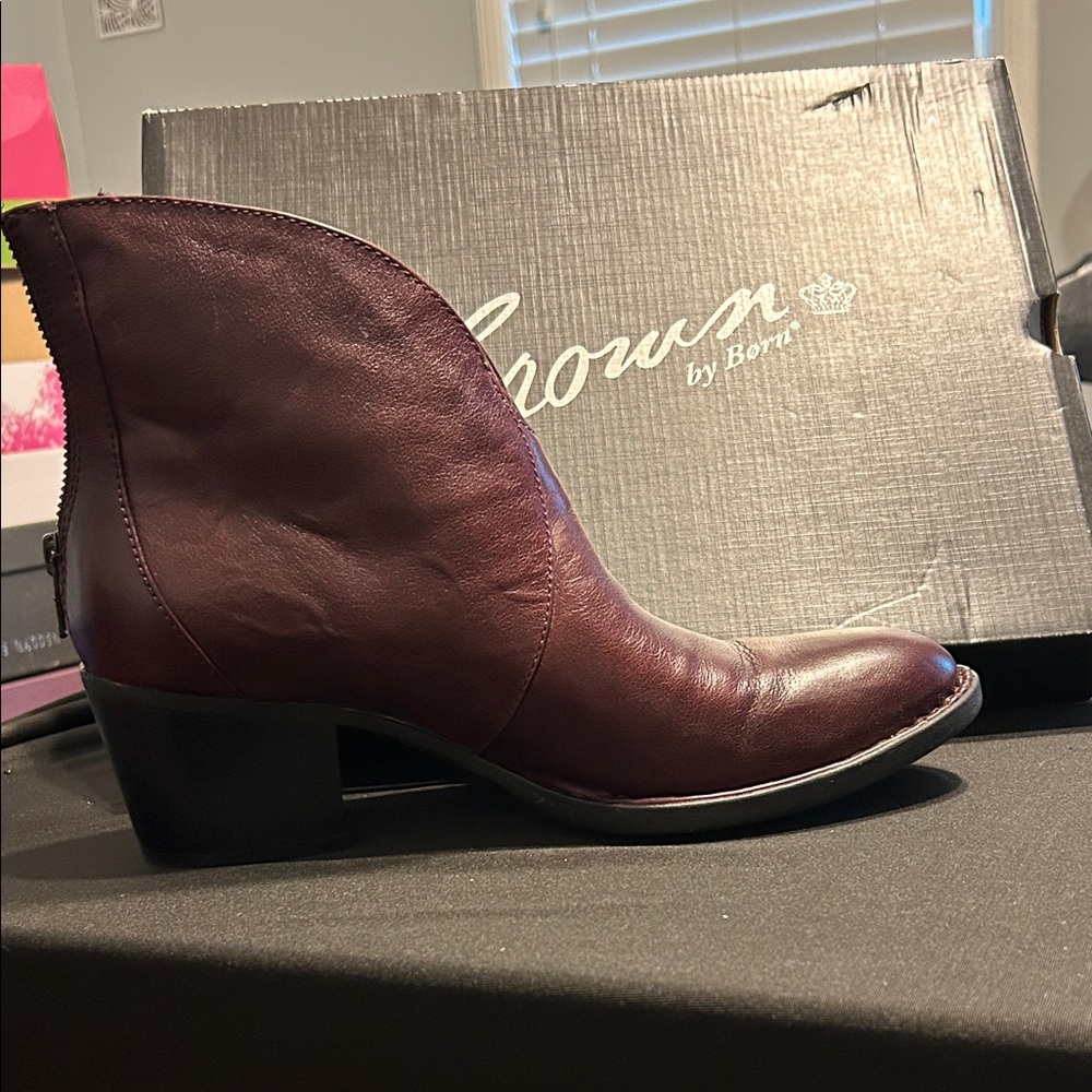 Crown Women's Dark Red Ankle Booties